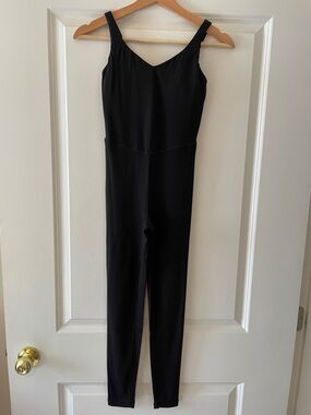 aerie Black Sleeveless Jumpsuit for Yoga, Pilates or your favourite workout!